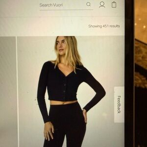Vuori Women's Black Button Down Cropped Top